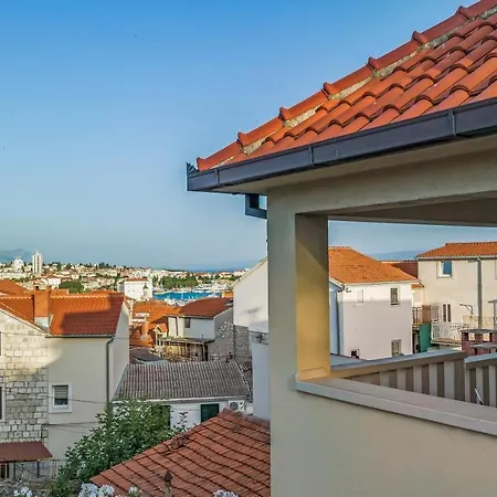 Boutique Anna Varos *