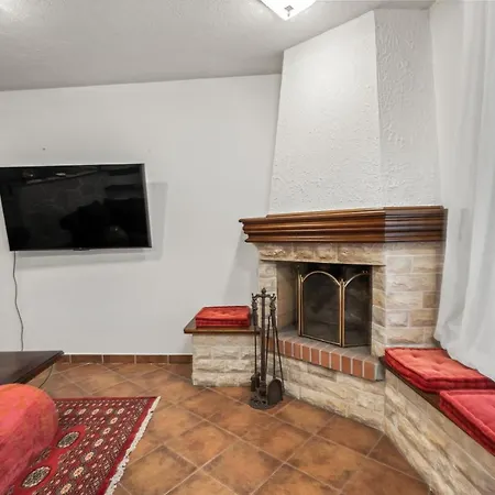 Boutique Anna Varos *