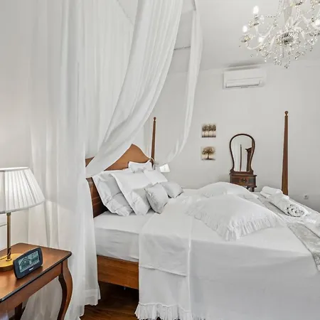 Boutique Anna Varos * Split