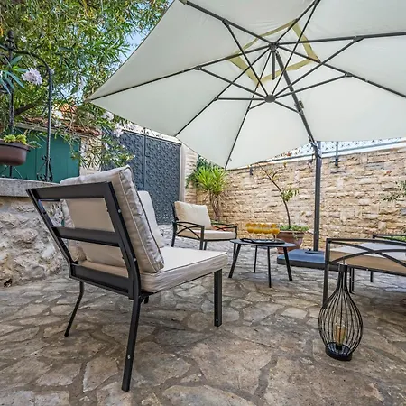 Boutique Anna Varos * Сплит