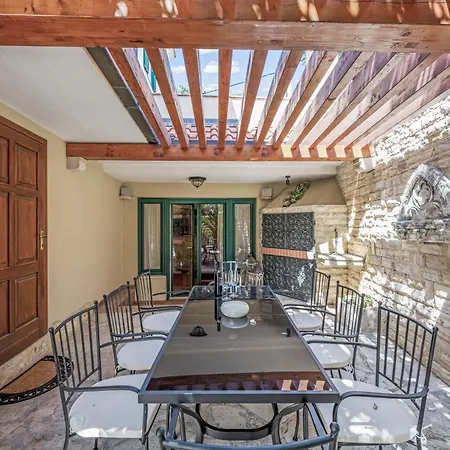 Boutique Anna Varos Вилла