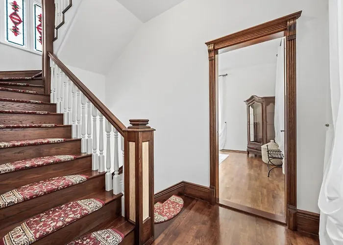 Willa Boutique Anna Varos