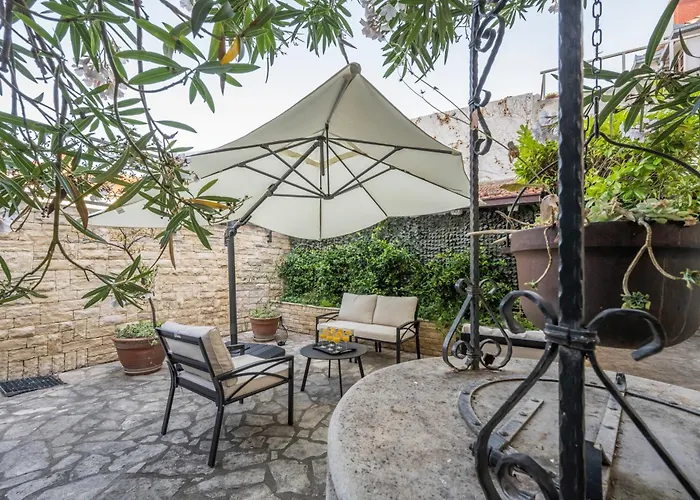 Willa Boutique Anna Varos *